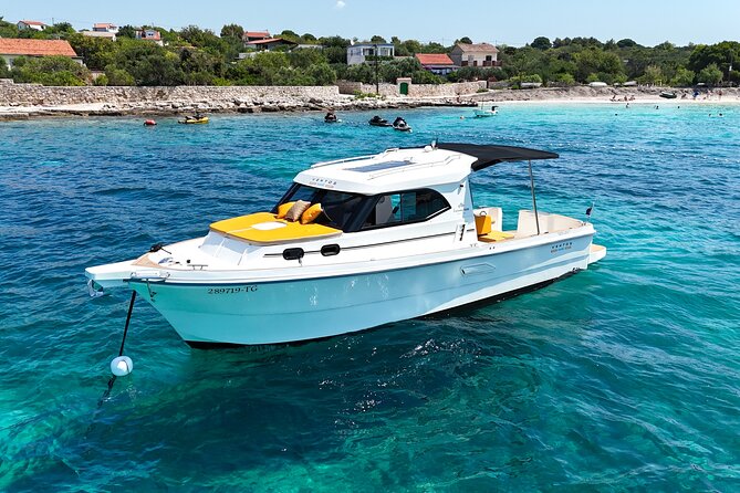 Half Day Speedboat Tour to Three Islands from Trogir - Stop 3: Ciovo Island and Duga Bay for sun, lunch time, and beach access