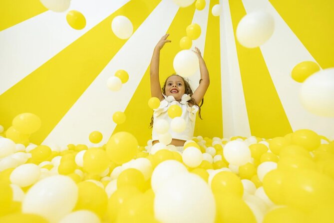 Have fun at Selfie Experience Split - Who this is best for (and who might want another activity)