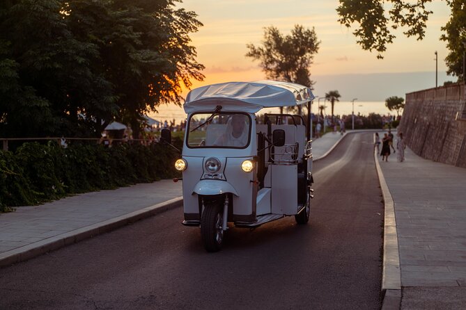 Hidden Gems of Zadar Eco tuk tuk Tour - Trznica Zadar Farmers Market: Food-First, Souvenir-Last