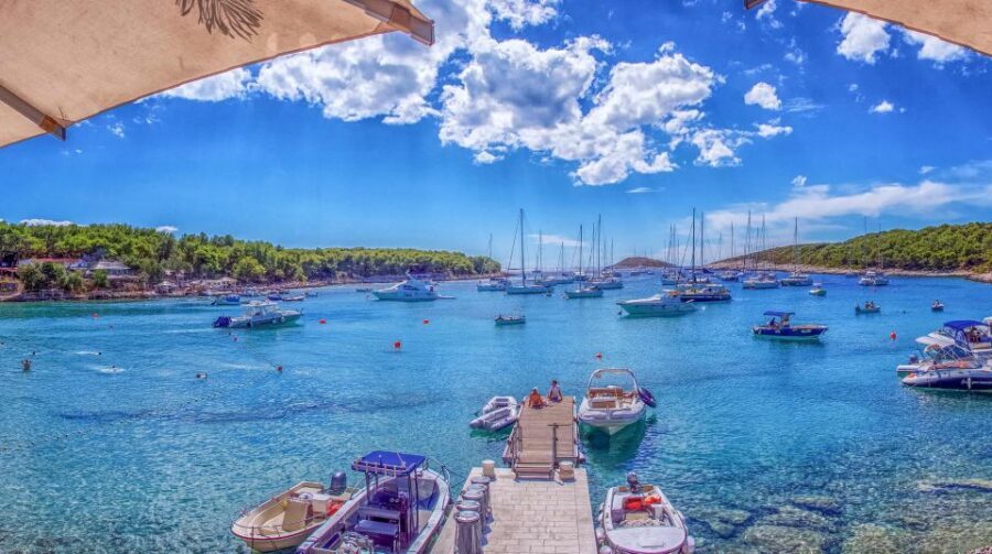 Hvar: Blue and Green Caves Boat Tour with Stiniva Beach - Hvar’s Blue and Green Caves: why this tour works so well