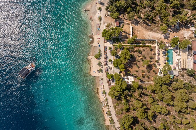 Hvar, Brač & Pakleni islands cruise with lunch & drinks from Split & Trogir - Pakleni Islands Lagoon: swimming, SUP, inflatables, and the mask deposit