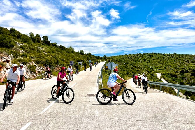 Hvar Island Guided E-Bike Adventure - Stop 3: Malo Grablje’s Abandoned Village Time Capsule