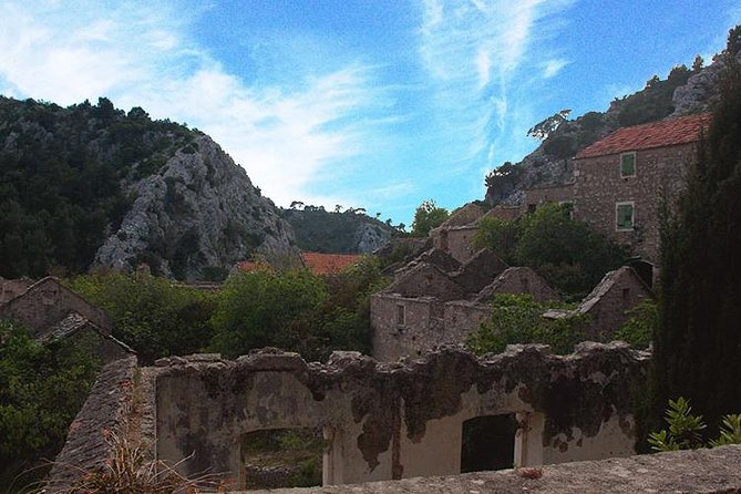 Hvar Lavender Tour - Stop 2: Malo Grablje, where the village feels preserved