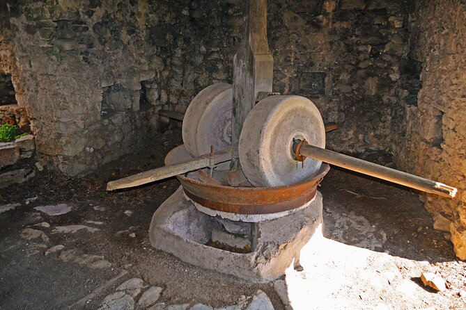 Hvar Lavender Tour - The hike to Milna: views, rock-walled fields, and a scent trail