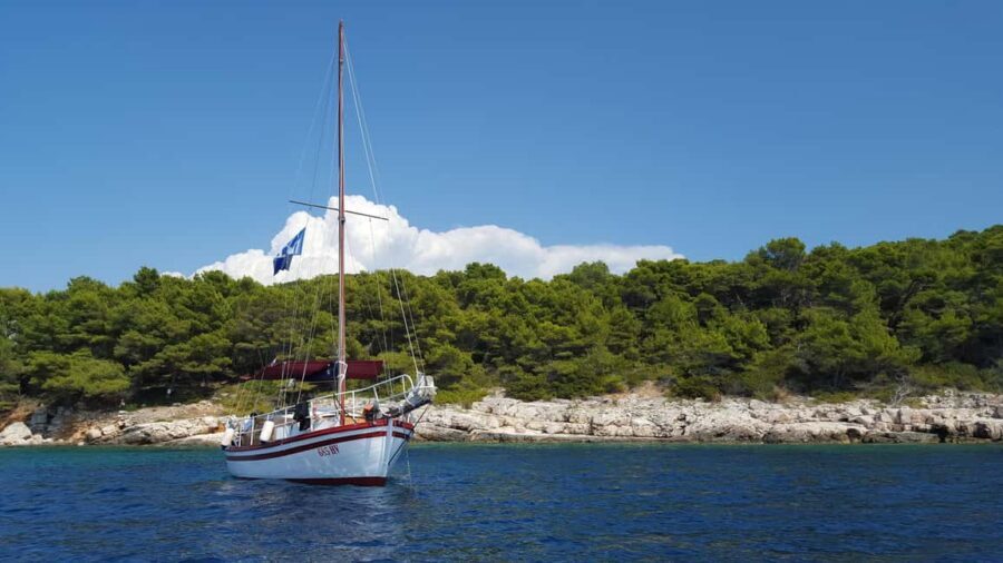 Hvar: Pakleni Islands Sailing Tour with Brunch - Meet at Riva, Step Onto a 40-Year-Old Wooden Sailboat (Renovated)