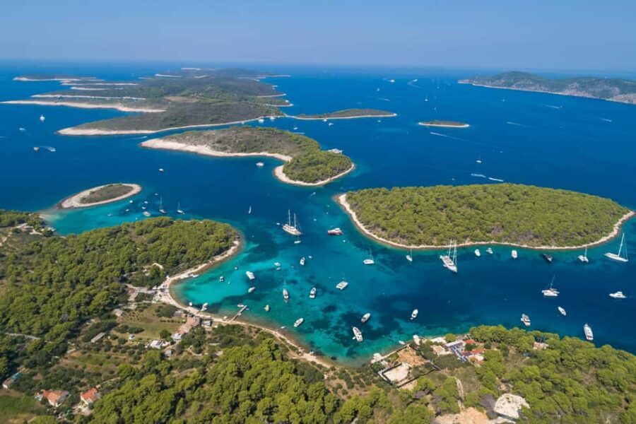 Hvar: Sunset and Pakleni Islands with a Speed Boat - Floating Past the Pakleni Islands: The Sunset Moment
