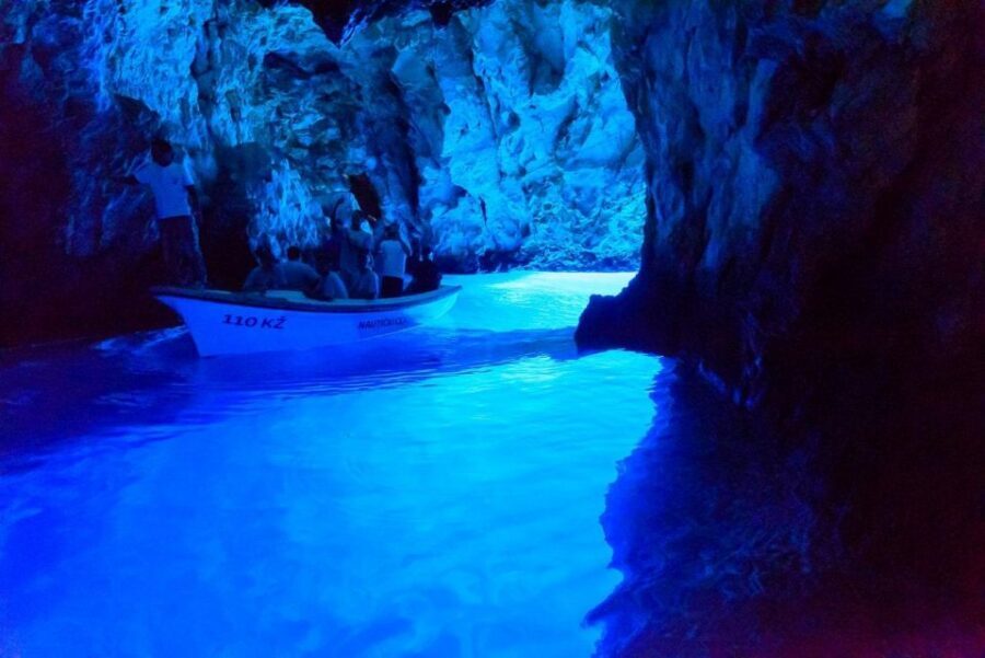 Hvar:Blue & Grenn Cave and Vis Island Private Speedboat Tour - Pakleni Islands: How the Private Boat Lets You Set the Pace