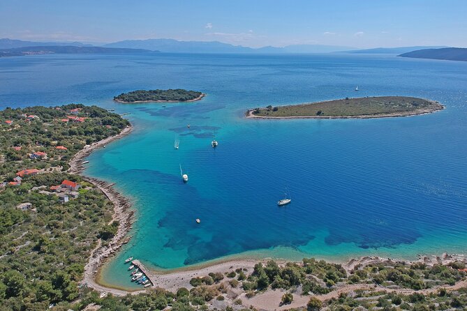 Islands Brač, Šolta & Blue lagoon - Private speedboat tour - Private Speedboat From Trogir: The Real Advantage