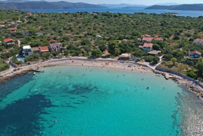 Islands Brač, Šolta & Blue lagoon - Private speedboat tour - Your 9-Hour Route: A Day That Moves, Without Feeling Chaotic