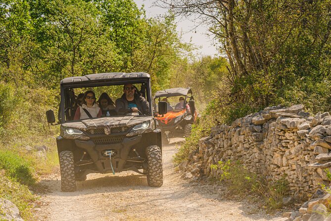 Istra Buggy Tour with a Local Guide - Tri kažuna: the stone landmarks stop that makes photos worth it