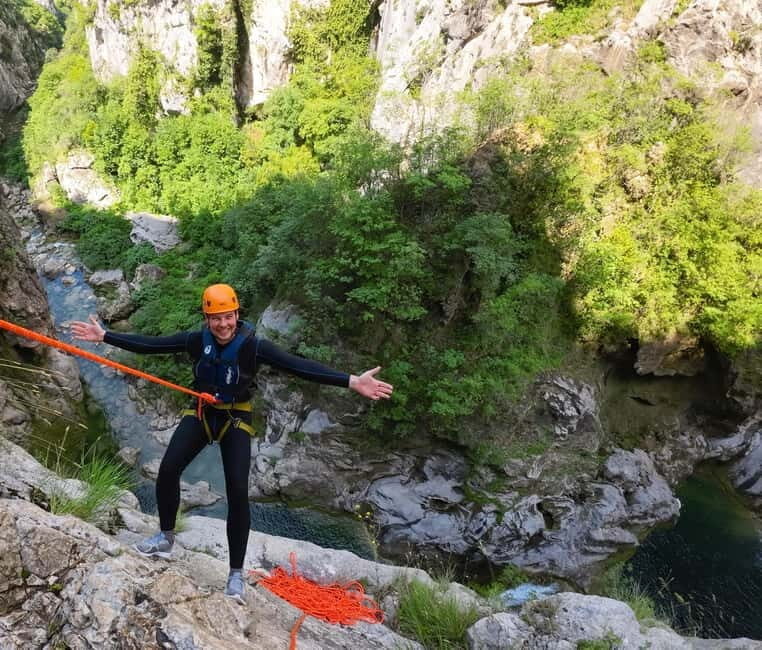 Iz Omisa: Extremni Canyoning na rijeci Cetini/ Free photos - Zadvarje canyon time: swims, slides, hikes, and tunnels