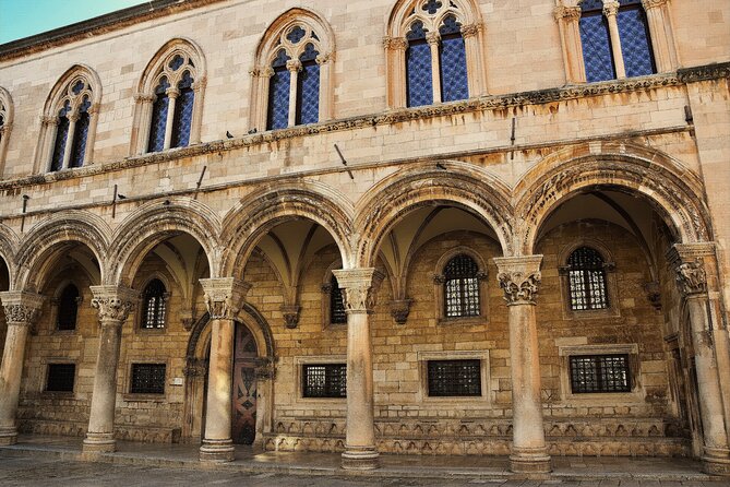 Journey Through History of Dubrovnik Private Old Town Tour - Kolorina Bay intro: why the “outside” view helps you understand the walls