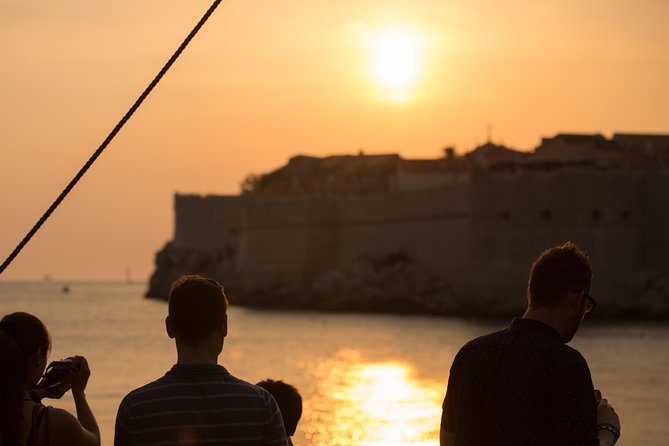 Karaka - The Best Dubrovnik Sunset Cruise (adults only) - Drinks onboard: what’s included and how to plan