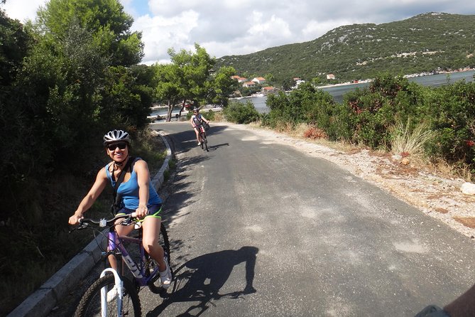 Kayak and Bike Tour to Sipan island from Lopud - Lunch in Luka and coast time on Sipan