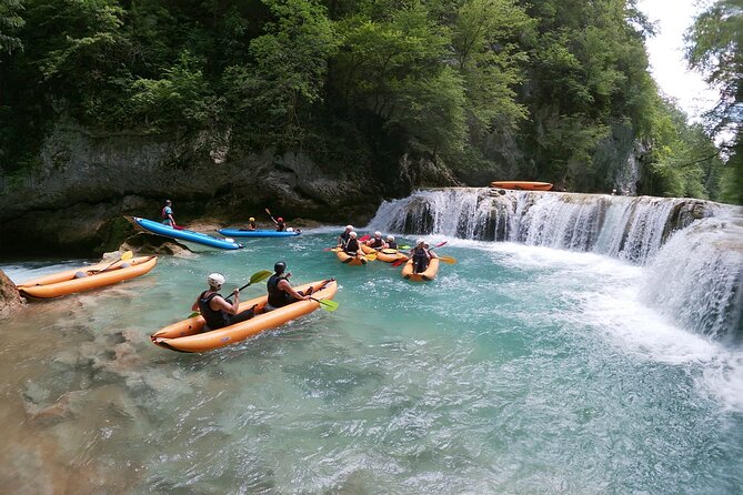 Kayaking Mrežnica river - Gear and safety: how the day stays fun, not scary
