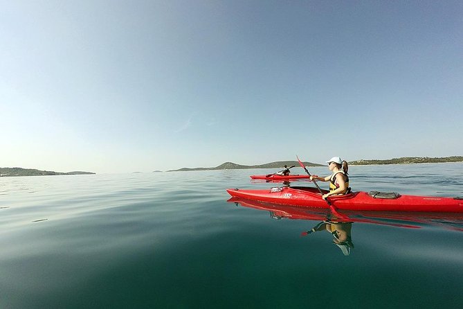 Kayaking to the island Prvić - Why Prvić looks different from the water