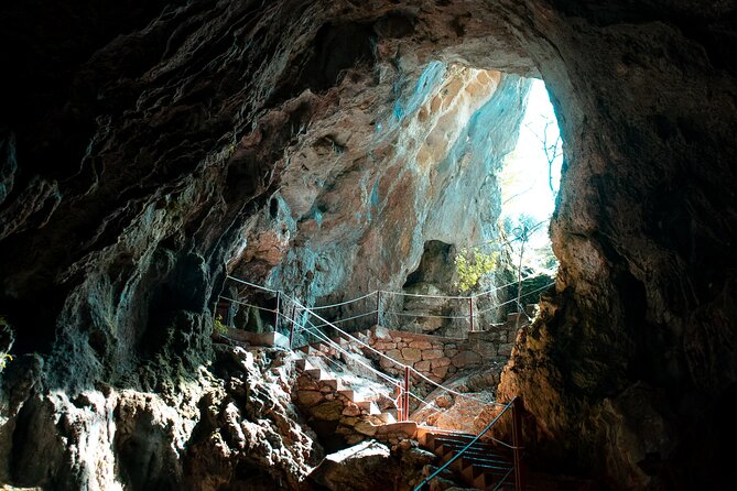 Klis Fortress, Stella Croatica and Vranjaca Cave Private Tour - Spilja Vranjaca and Vranjaca Cave: a natural monument near Split