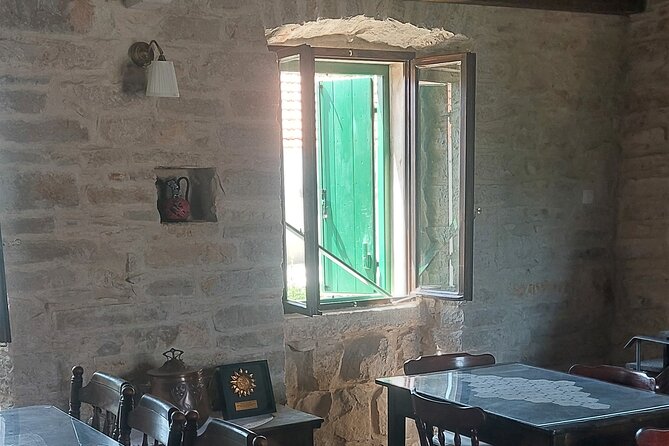 Korčula for Wine Lovers - Pošip and Grk Wines Private Tour - The little things that can make or break a wine tasting day