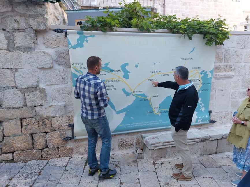 Korcula private walking tour 1 Hour - Trg Svetog Marka and the St. Mark’s Cathedral area: power meets faith