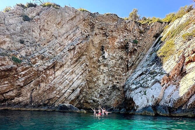 Krka Waterfall with Boat Rides to Skradin from Split or Trogir - Stop 3: Skradin Town for Food, Beach Time, and a Real Break (2 Hours)