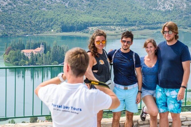 Krka Waterfalls and wine tasting Tour from Split or Trogir - Lunch at a Dalmatian konoba: What You Might Taste