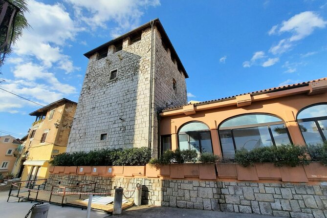 Kvarner Bay Tour with Opatija, Lovran and Local Specialties - The guide experience: what makes it better than a self-guided day