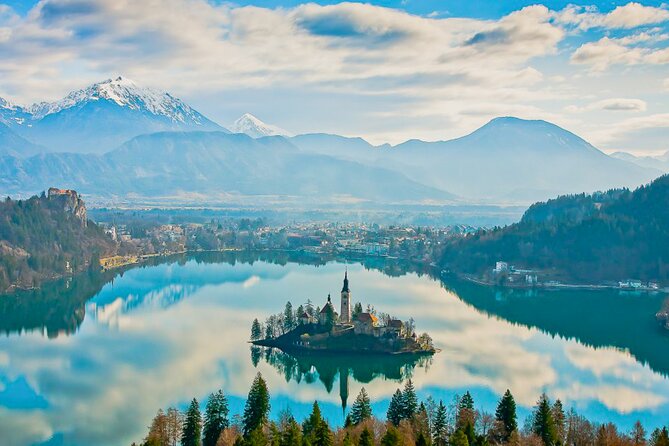 Ljubljana and Bled Lake Small Group Tour - The big idea: doing Ljubljana and Lake Bled in one smooth day