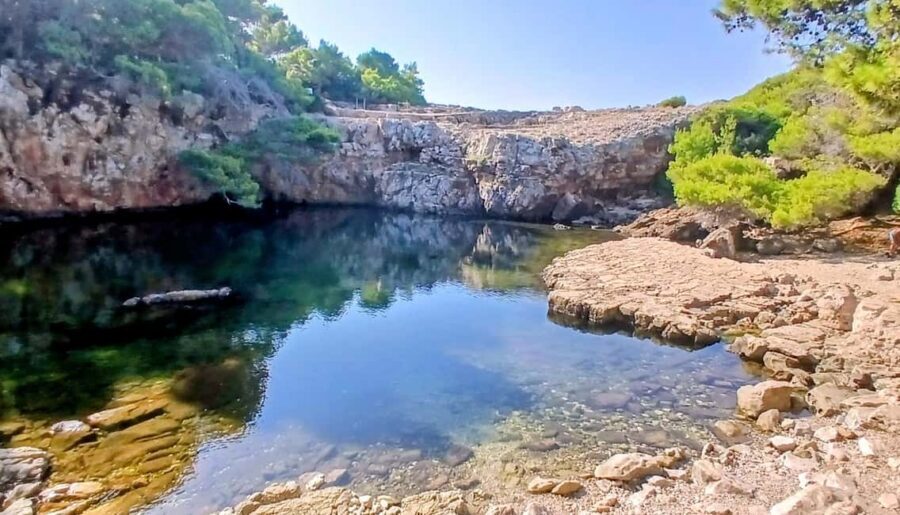 Lokrum Island Scenic Hike: History, Nature & Stories - Napoleon’s fort hike: the climb is moderate, the views do the heavy lifting