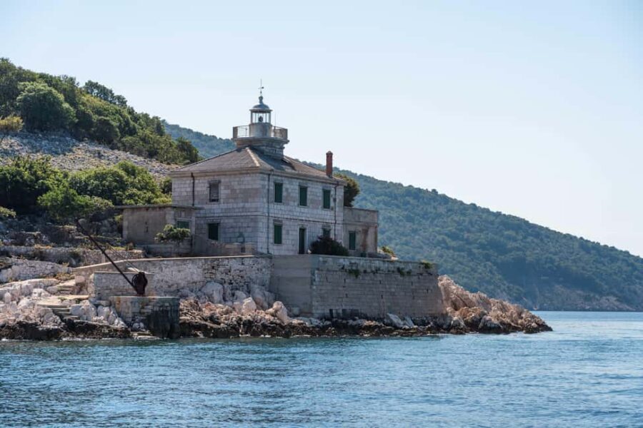 Lovran/Opatija: Swimming on Cres Island with Lunch - Badnjev Beach and that laid-back “anchor and relax” rhythm