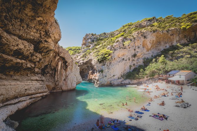 Luxury Blue and Green Cave private tour - Key highlights at a glance