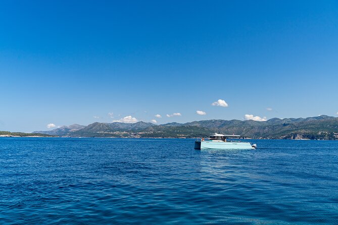 Luxury Blue Cave and Elaphiti Islands Small Group Tour - Catamaran comfort on the Dubrovnik water