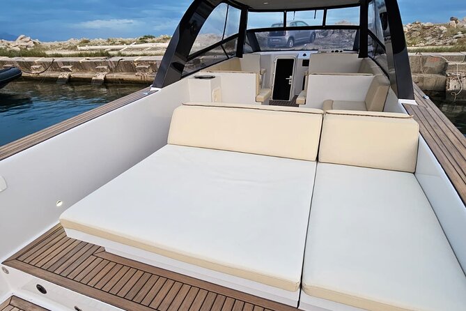 Luxury Blue Cave and Hvar Island Boat Tour from Split - Price and value: what you’re paying for, and what costs extra