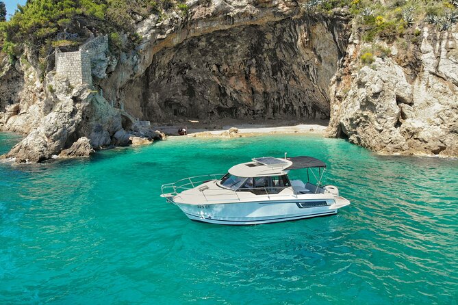 Luxury Private Boat Trip to the Elaphiti Islands from Dubrovnik - Sjekirica Beach: quick stop, clean water, and snorkel potential