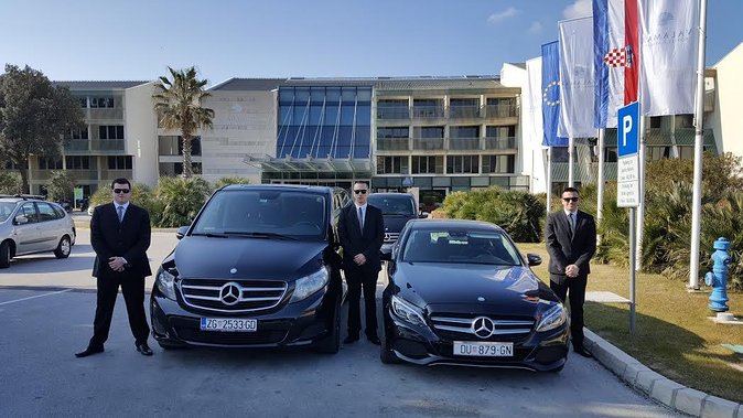 Luxury private transfer: Dubrovnik to Dubrovnik airport - Door-To-Door Pickup in Dubrovnik: Where Your Driver Actually Meets You