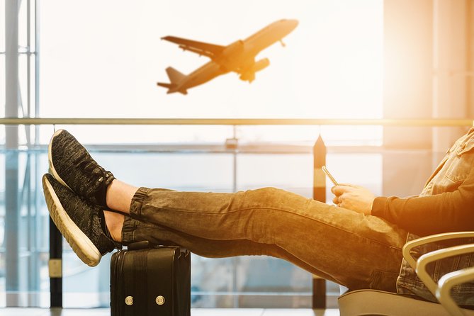 Luxury private transfer: Split Town to Split airport - Timing: 2.5 hours before departure is your friend