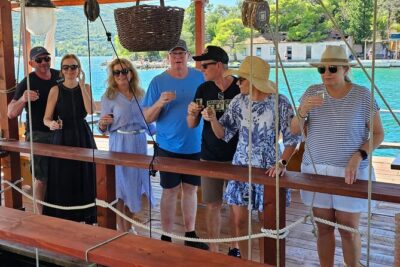 Luxury Wine and Oyster tasting - Miloš Winery: Vineyard Tour, Winemaking Process, and a Real Tasting