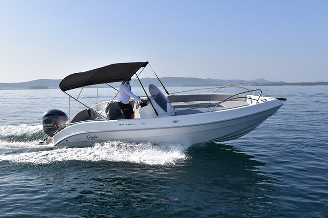 Magic Private Boat Tour from Split - Blue Lagoon and Krknjasi Bay: Swim Time With Snorkels Included