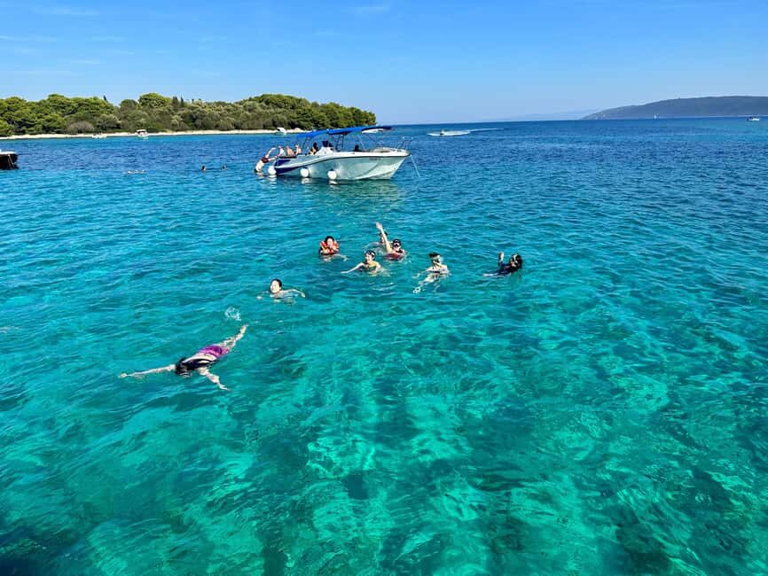 Magnific blue lagoon,speed boat towels included - Should you book the Magnific Blue Lagoon speedboat day?