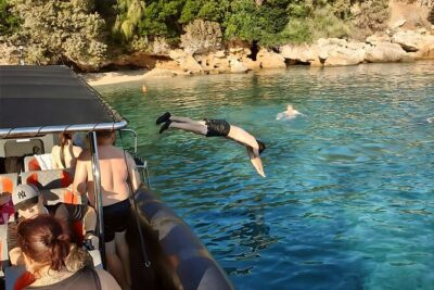 Makarska: 3-Island Golden Horn and Blue Lagoon Speedboat Tour - Meeting Point at Palladium Rent a Boat: Start Smart