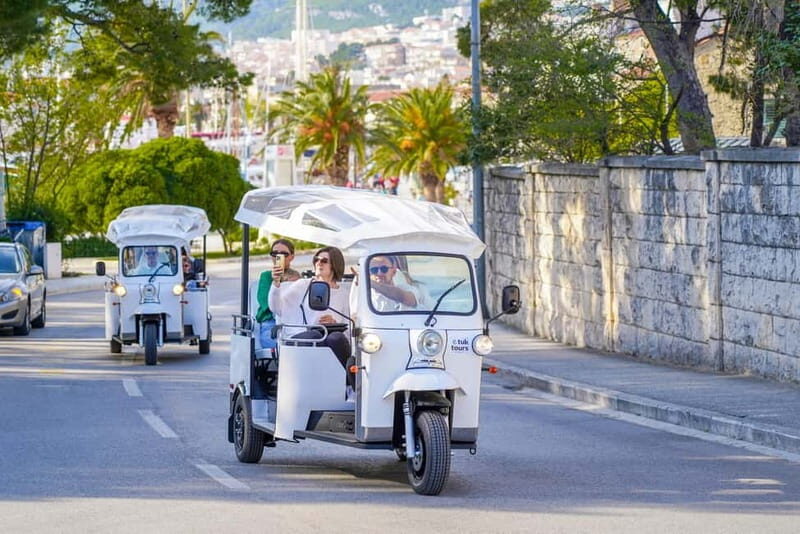 Makarska: Skywalk Tuk-Tuk Tour with Skip-the-Line Ticket - Electric open tuk-tuk: the mountain ride without the hassle