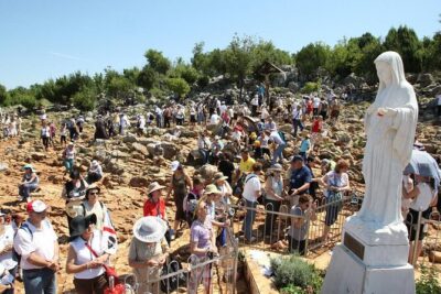 Medugorje Pilgrimage Experience Small Group Tour - Premium Mercedes, small group, and border-crossing timing