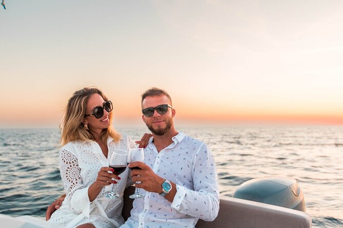 Medulin: Private Sunset Boat Cruise with Wine Tasting - The Pace: 1 Hour at Kamenjak, 30 Minutes at Porer, Then Back