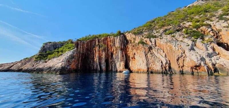 Milna: Boat Trip to Hvar and Red Rocks - Hvar Town Free Time: Venetian Streets, Fortress Views, and Harbor Walks