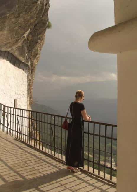 Montenegro: Private Cetinje/Dajbabe/Ostrog Monasteries Tour - Cetinje Monastery: relics, modest rooms, and cultural importance