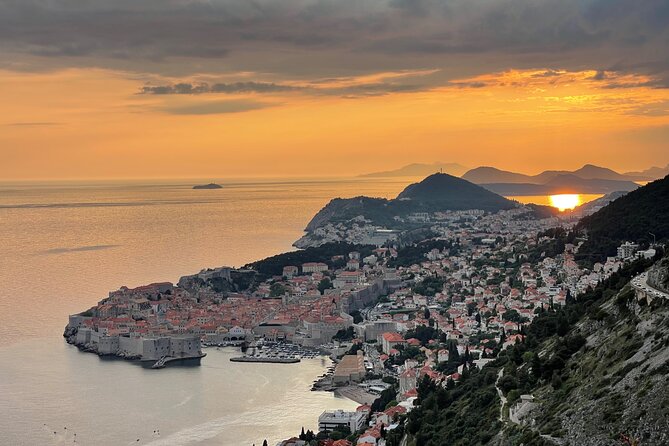 OLD CAR DUBROVNIK private sightseeing tour - The best part: rolling Dubrovnik in a classic open-air car