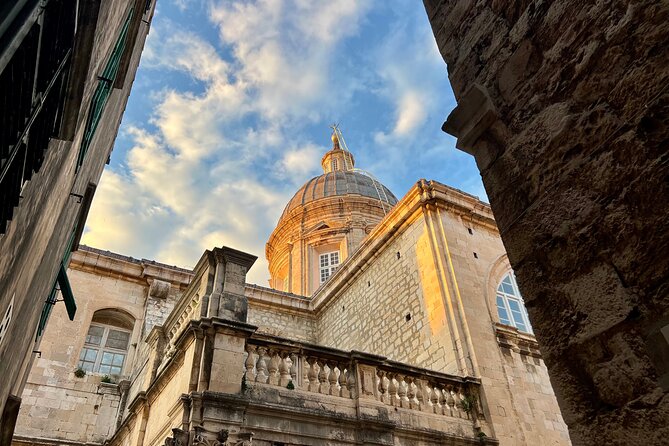 Old Town Dubrovnik Food Tour of 10+ Authentic Croatian Tastings - The 3-hour route: from pies to wine bars to the sea