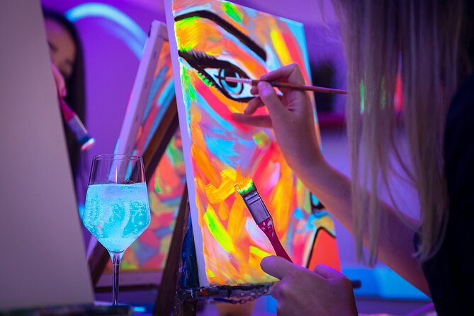 Painting party at Art Bottega - Paint & Wine Studio in Zadar - Who This Painting Party Is Perfect For