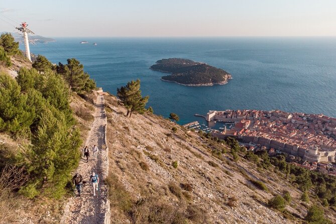 Panoramic Sunset Hike - Private sunset viewpoints and a small-group rhythm