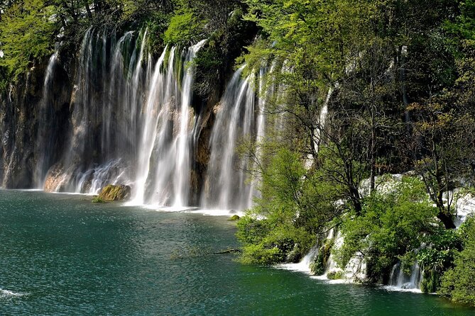 Plitvice Lakes Day Tour from Rijeka, Simple & Safe - Food, Water, and What to Bring for a Comfortable Day