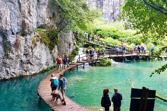 Plitvice Lakes Day Tour from Zadar, Simple and Safe - Crowds, weather, and safety: how to keep the day easy
